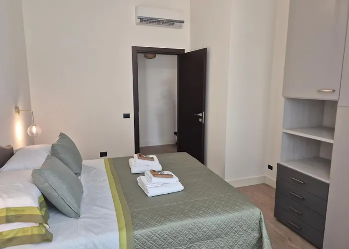 Napoli Mariana Luxury